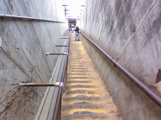Diamond Head 99 Steps